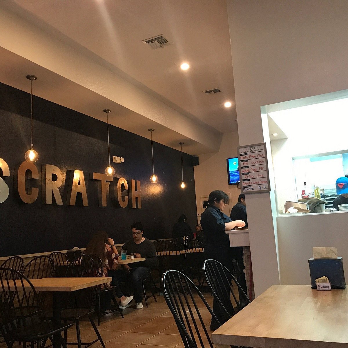 Scratch Sandwich Company & Brunch, Bar in Laredo