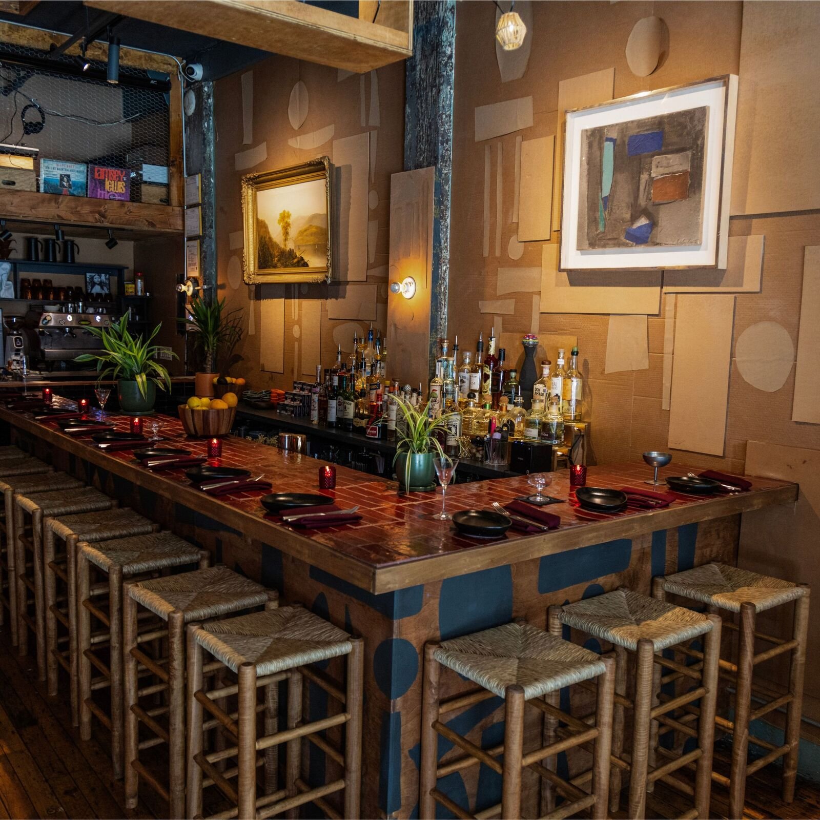 Treinta-Treinta, Bar in New York City