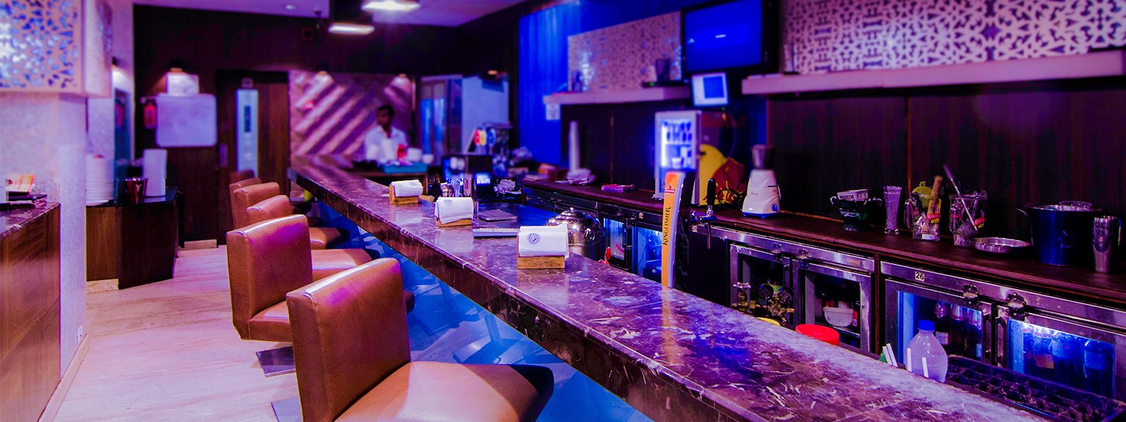 Envy Bar NSCI, Bar in Mumbai