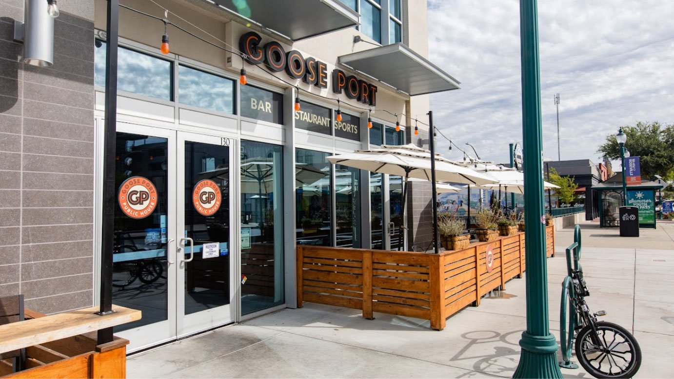 Goose Port American Restaurant • Portuguese Roots bar in Roseville, United States