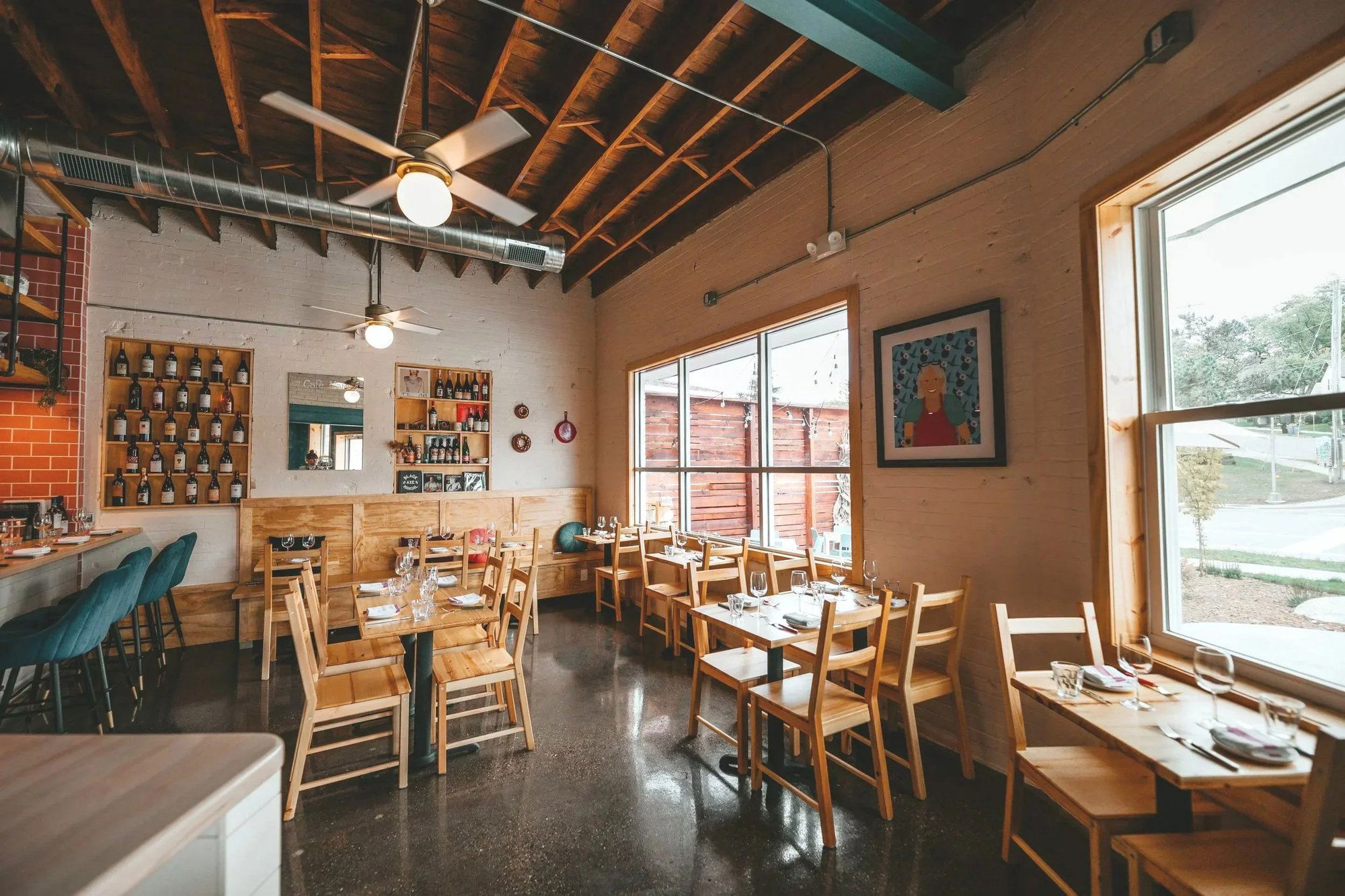 Café Mamo, Bar in Grand Rapids