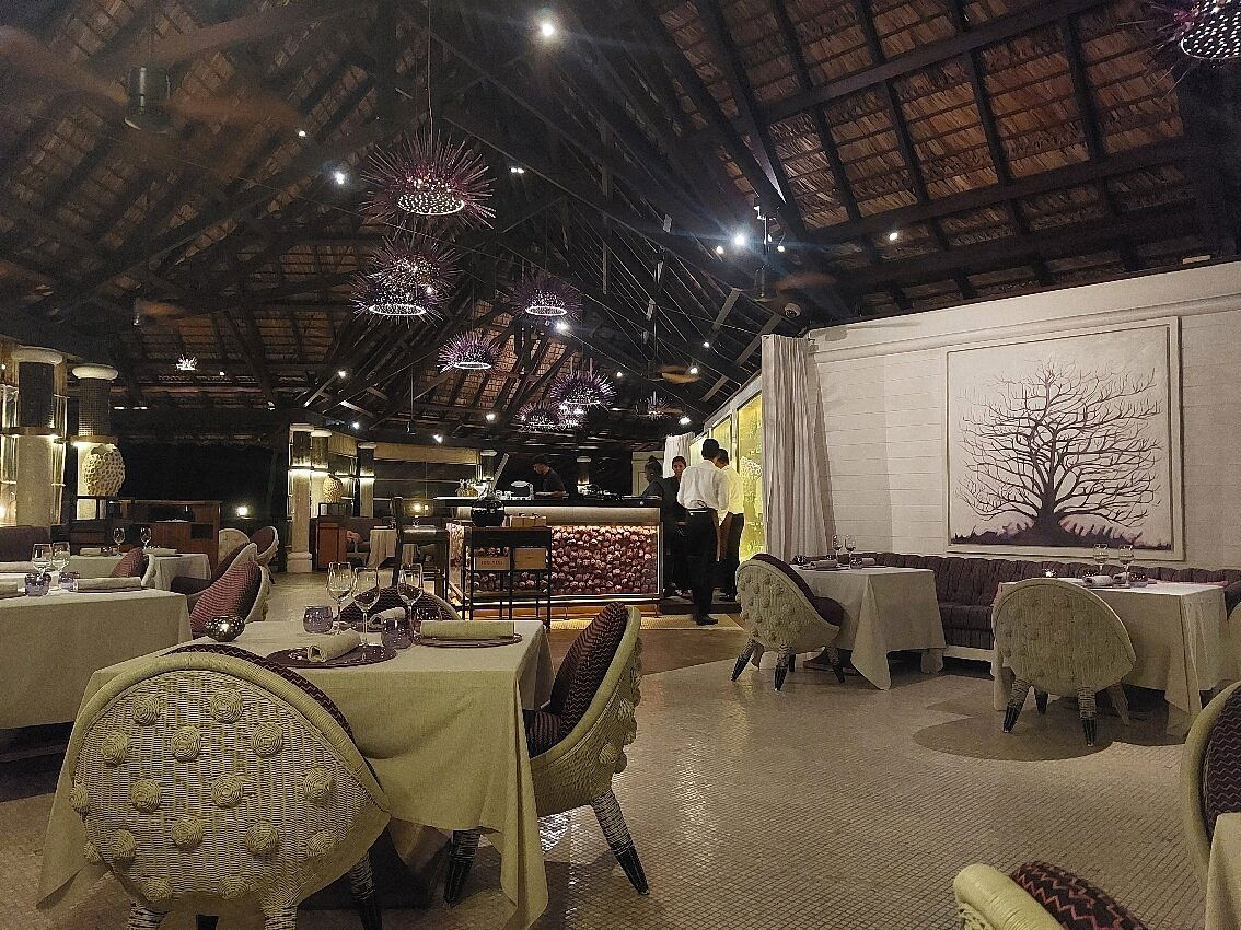 Diva Bar, Bar in Praslin
