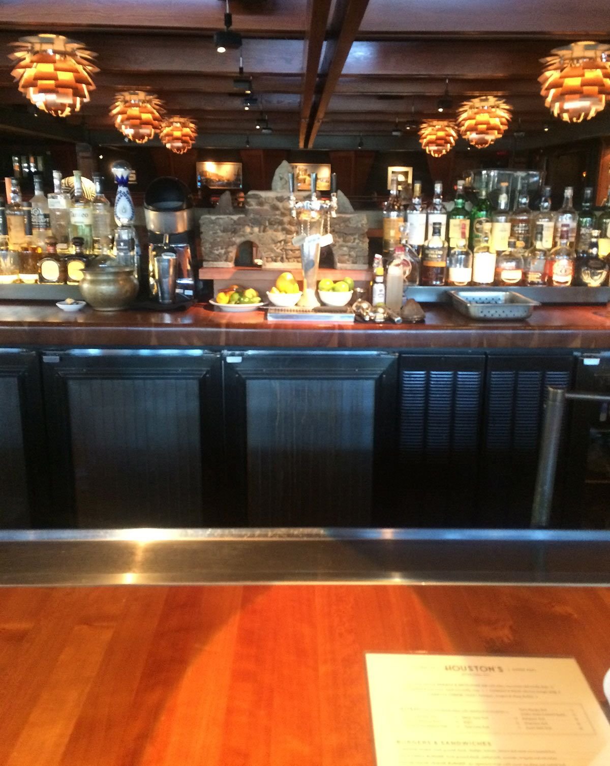 Houston's, Pasadena, United States