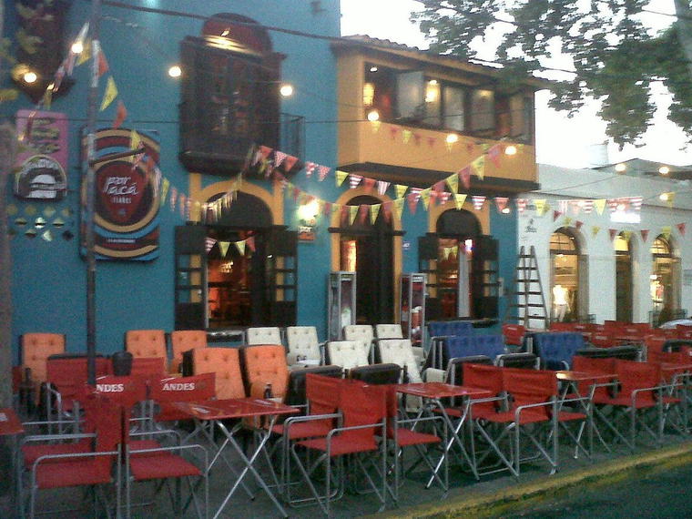 Por Aca, Mendoza, Argentina