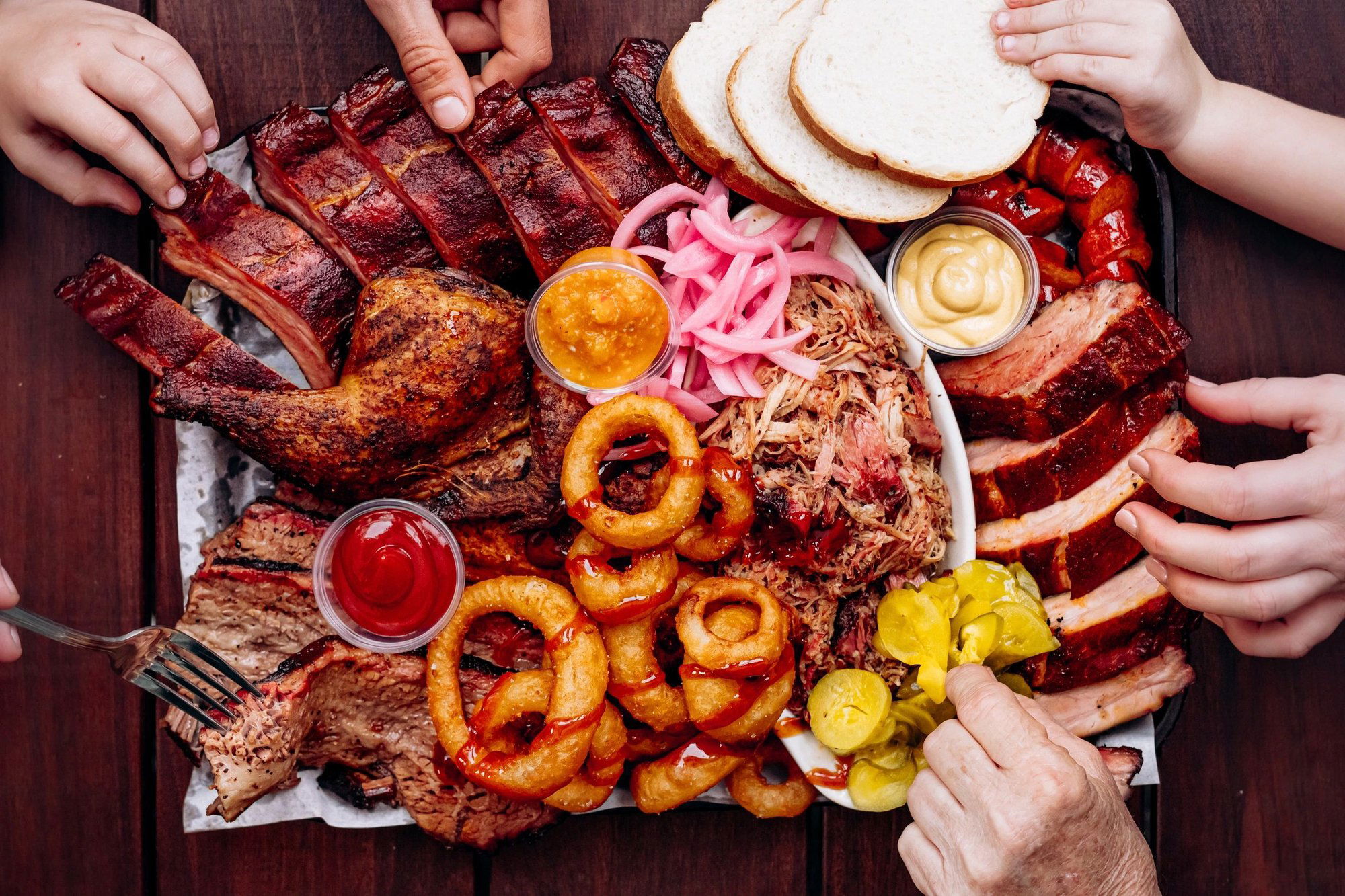 Tank House BBQ & Bar, Bar in Sacramento