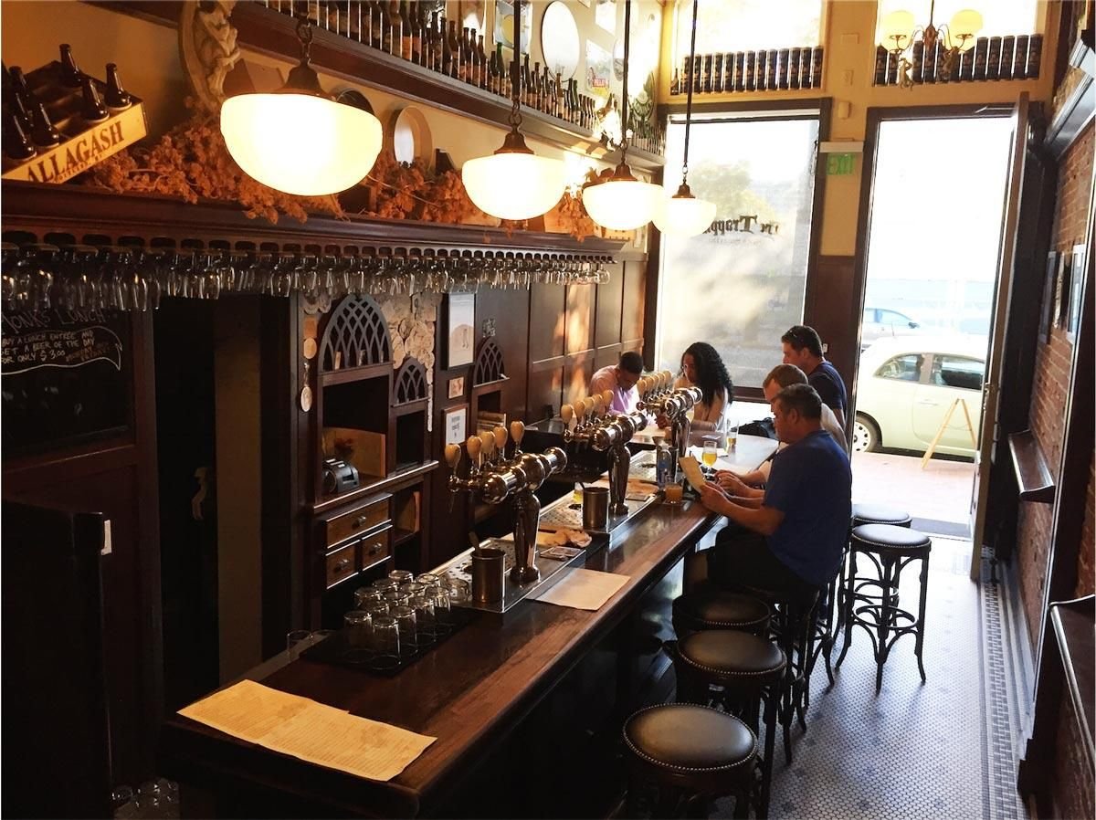 The Trappist, Bar in Oakland