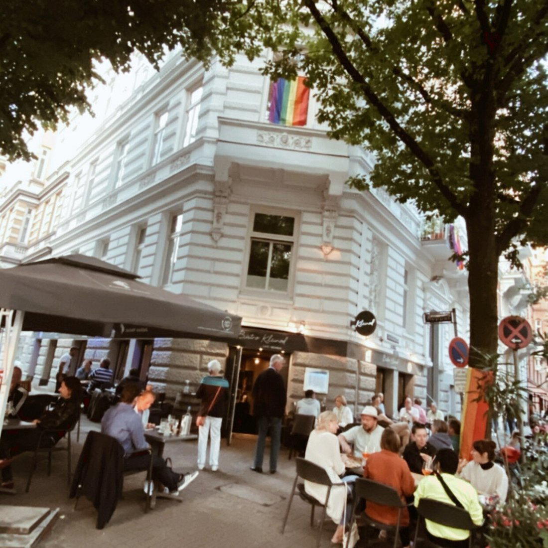 Bistro Kleinod bar in Hamburg, Germany