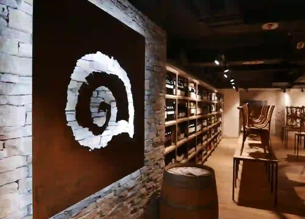 Delinat Weinbar bar in Bern, Switzerland