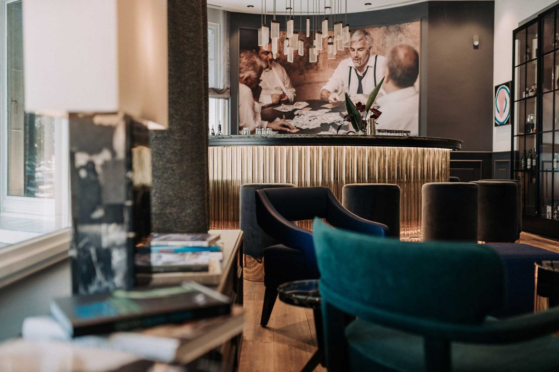 Pino's Bar