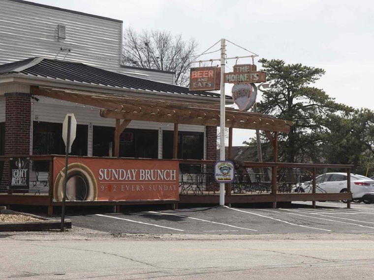 The Hornet's Nest Steakhouse, Scott, United States
