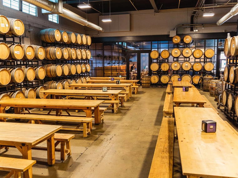 Urban Roots Brewery & Smokehouse, Sacramento, United States