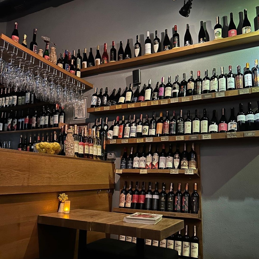 Solera Winery bar in Istanbul