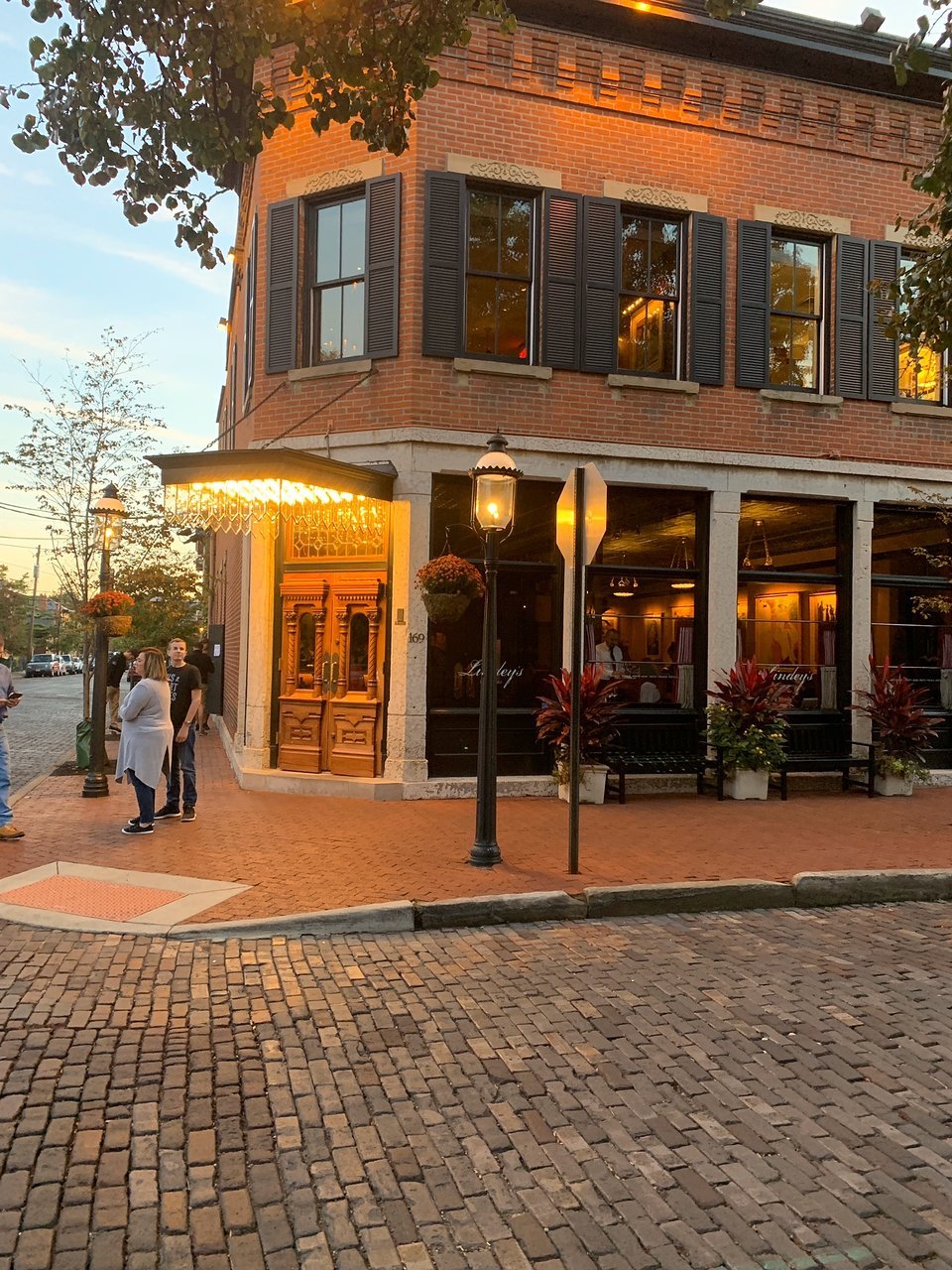 Lindey's, Columbus, United States