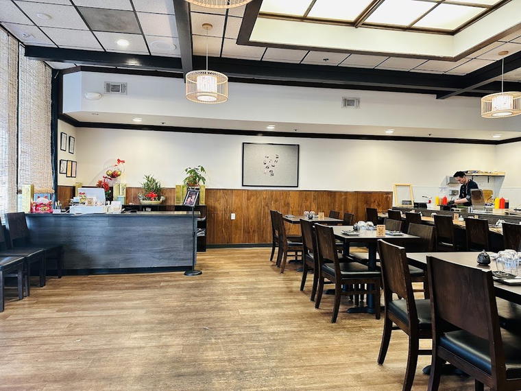 Azayaka Japanese Fusion, La Riviera, United States