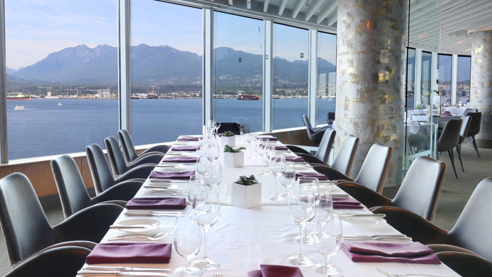 Five Sails Restaurant bar in Vancouver