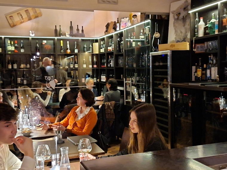 Eulennest Vinothek, Vienna, Austria