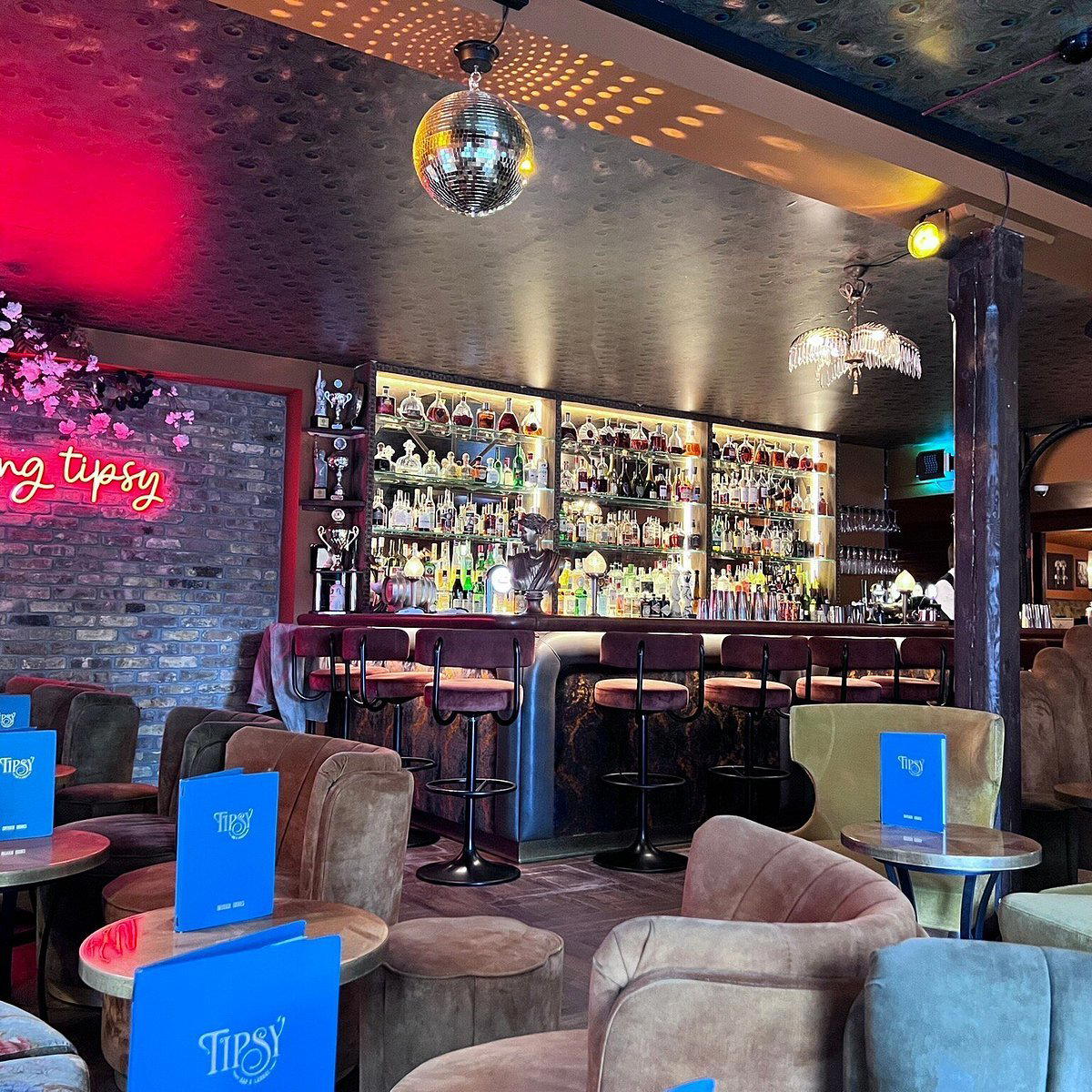 Tipsý bar in Reykjavík