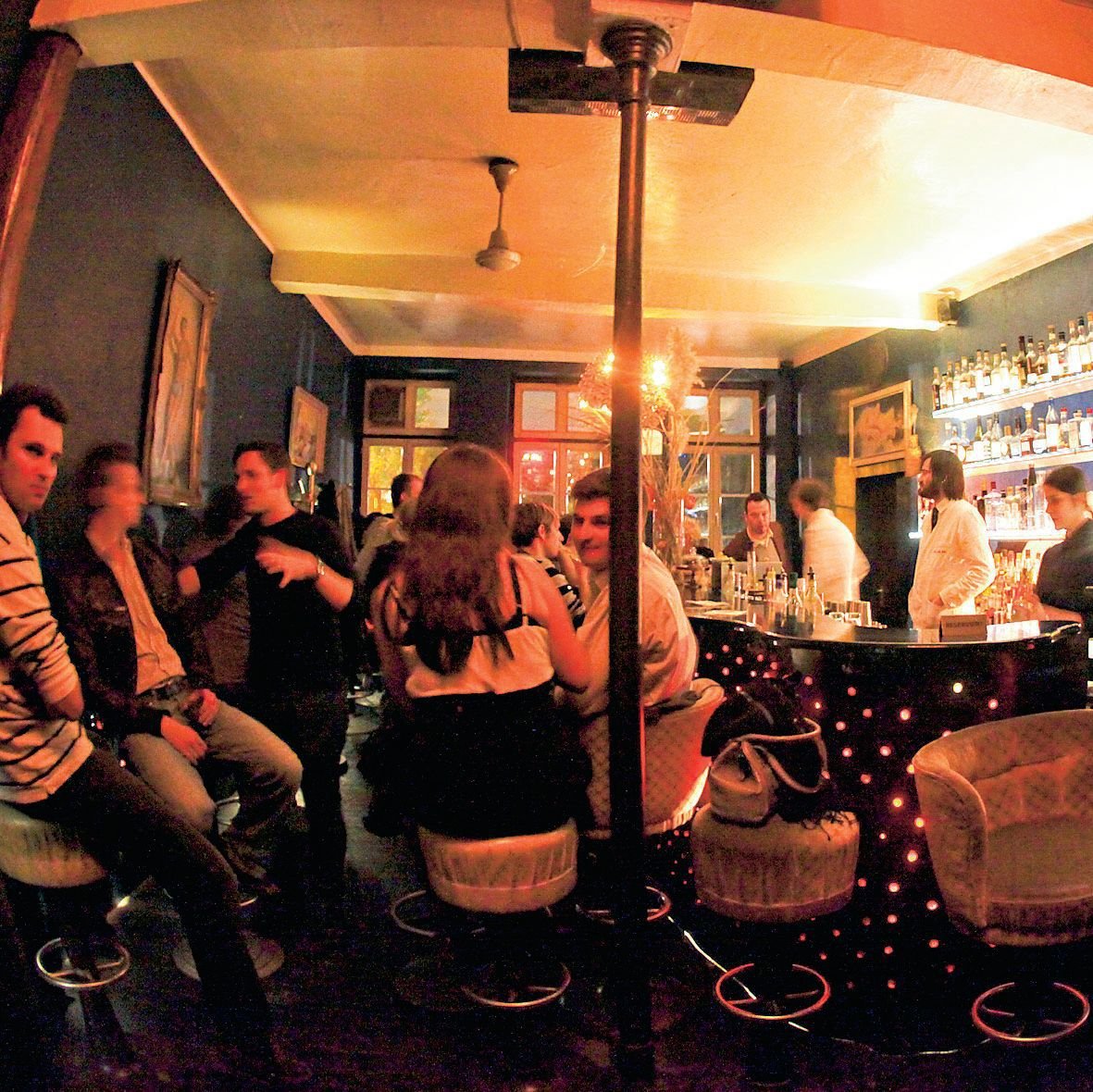Die Rote Bar