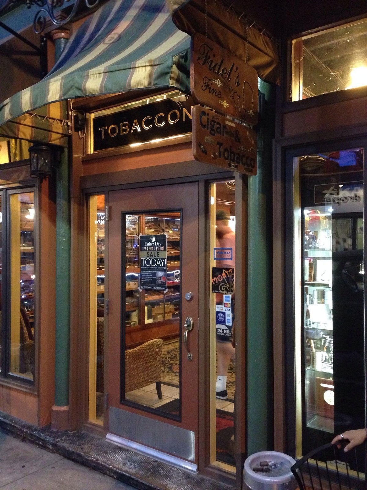 Fidel's Cigar Shop, Bar in Kansas City
