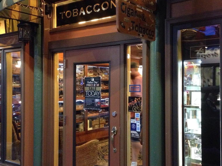 Fidel's Cigar Shop, Kansas City, United States