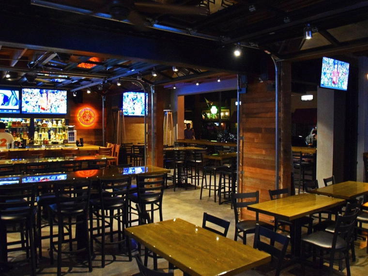 BBQ House Bar & Grill, San Diego, United States
