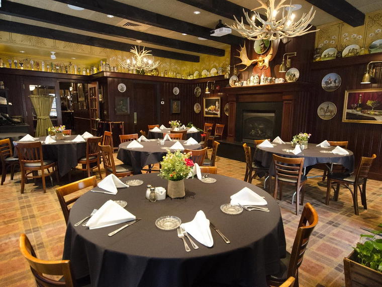 Student Prince Cafe and The Fort, Springfield, United States
