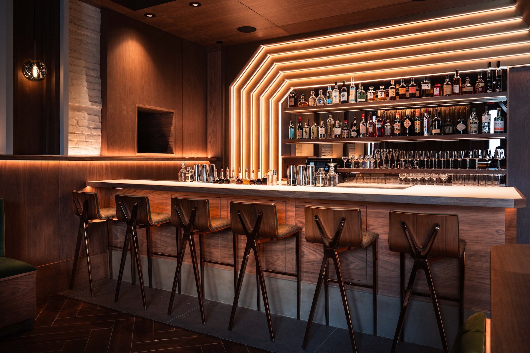 Hear & There, Bar in New York City