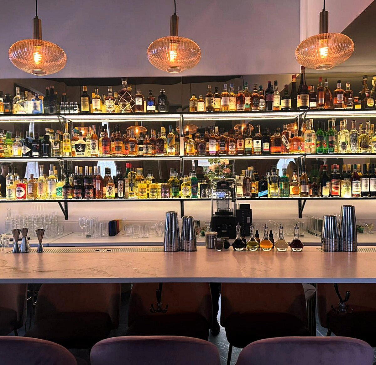 You bar in Lyon