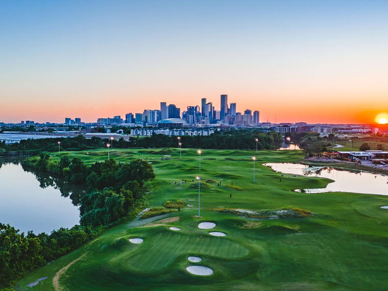 Birdies Icehouse, Houston, United States