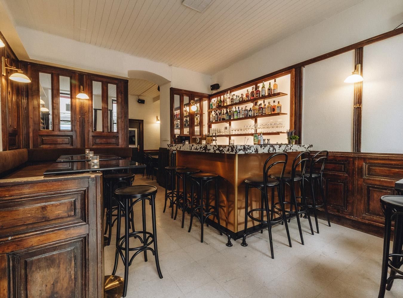 Bar Louu, Bar in Vienna