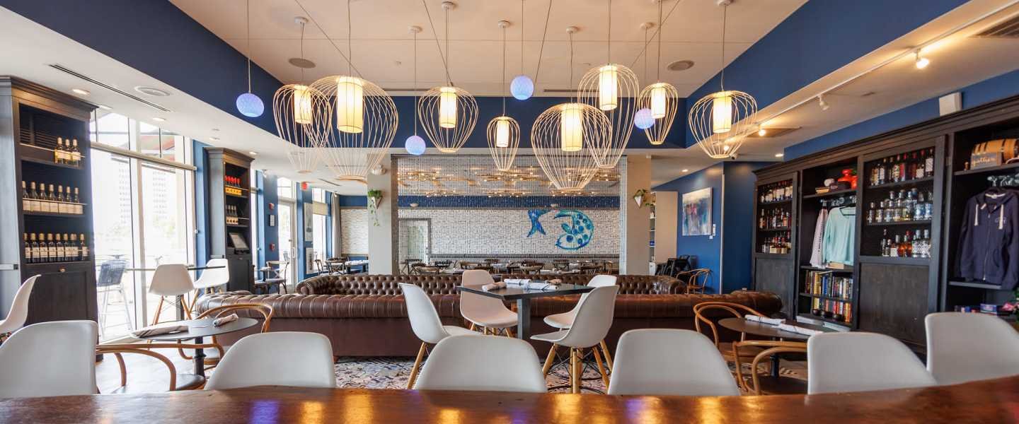 Gather bar in Cape Coral, United States