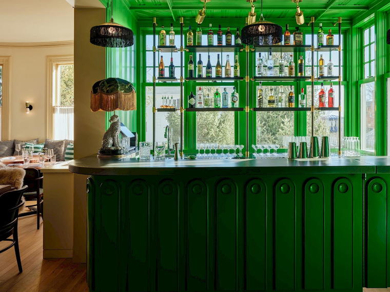 Belden's Bar, Litchfield, United States