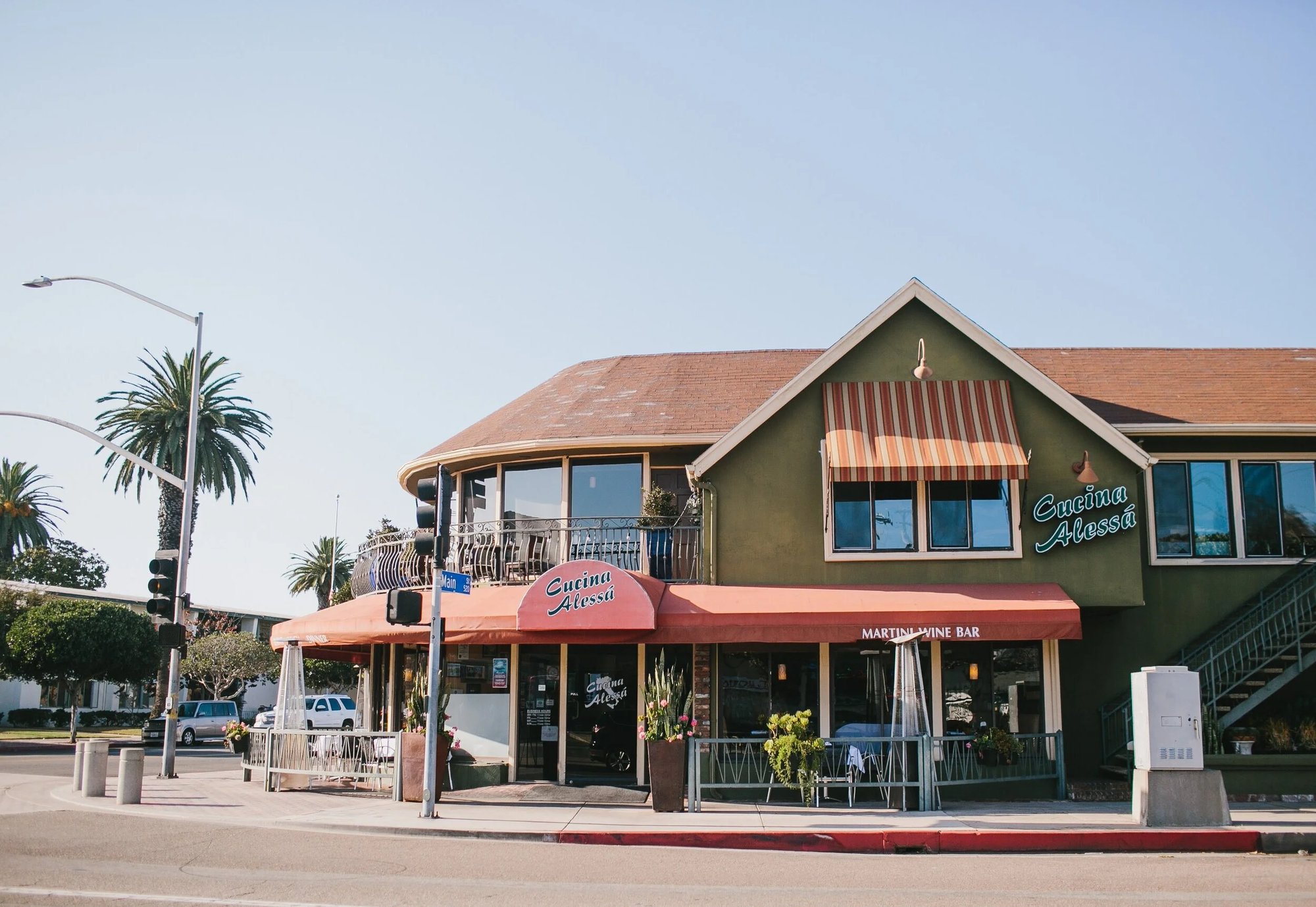 Cucina Alessá bar in Huntington Beach, United States