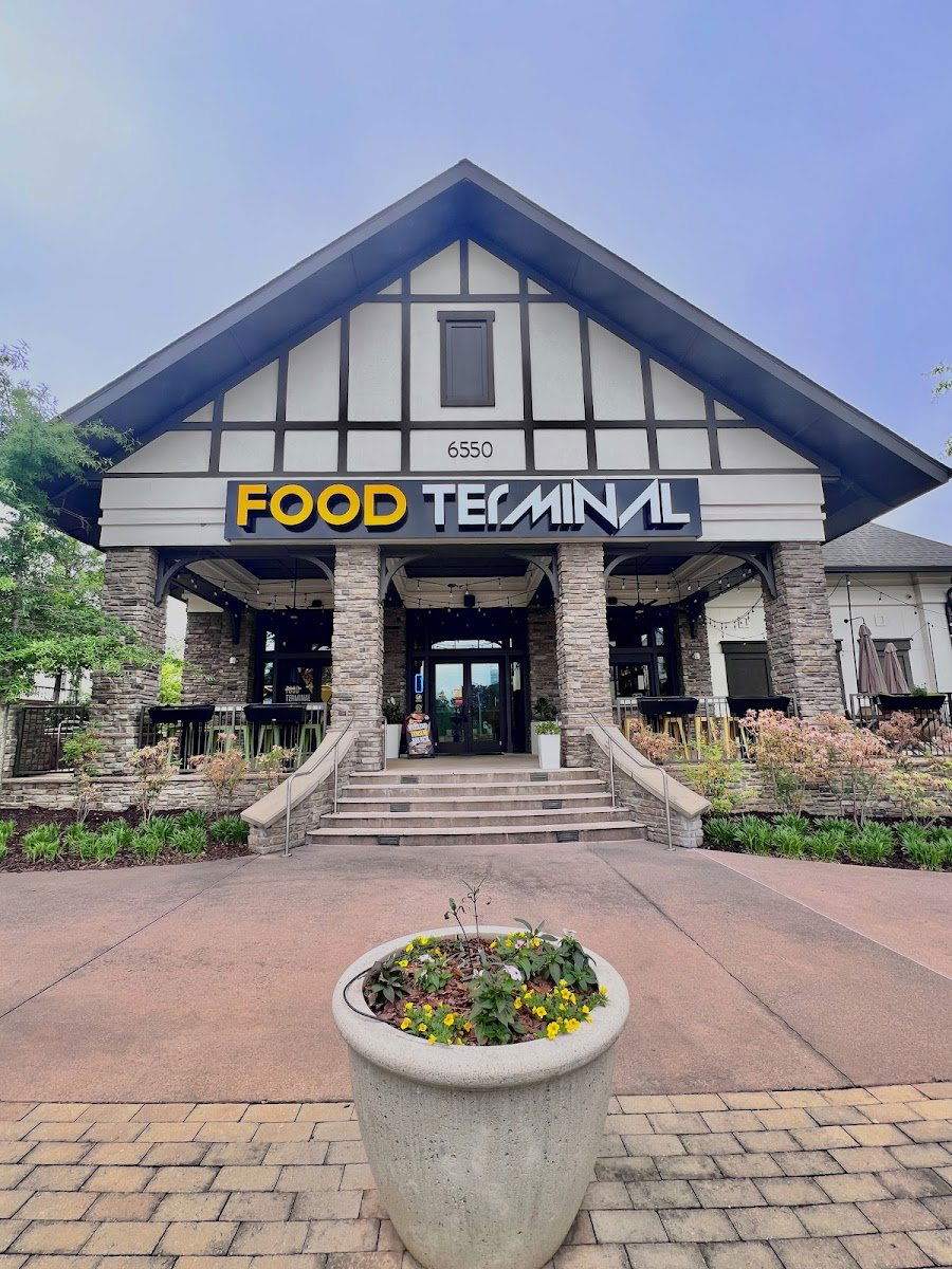 Food Terminal (Sandy Springs), Bar in Sandy Springs