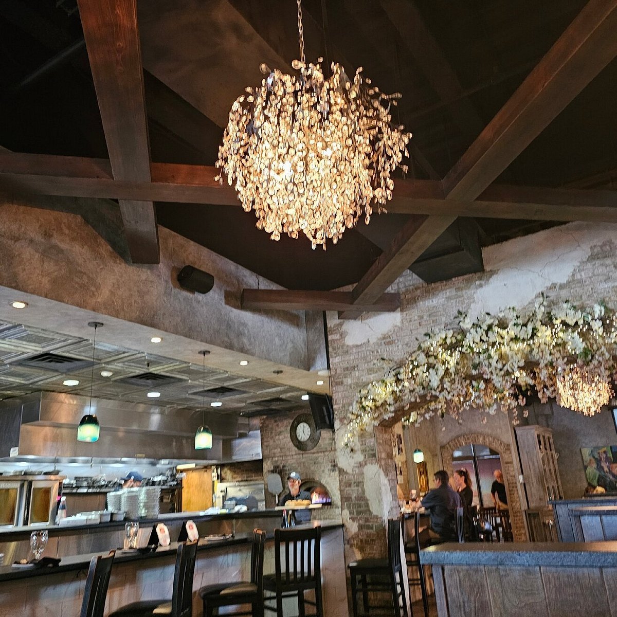 Francesco's Ristorante & Pizzeria bar in Maitland