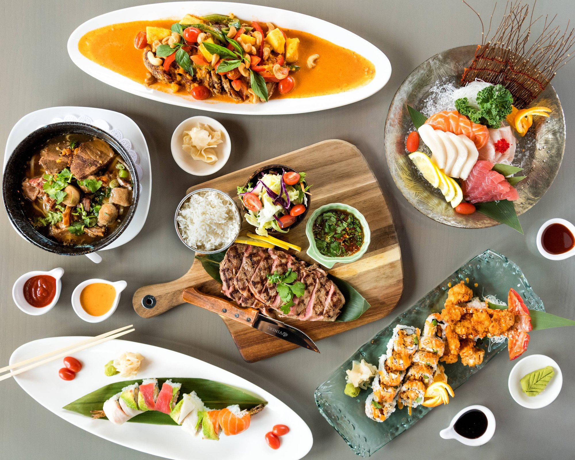 BAITONG Thai & Sushi Bar Restaurant bar in Pembroke Pines, United States