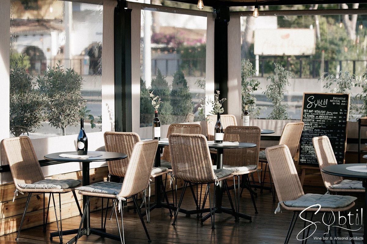 Subtil Wine Bar & Artisanal Products, Bar in Marbella