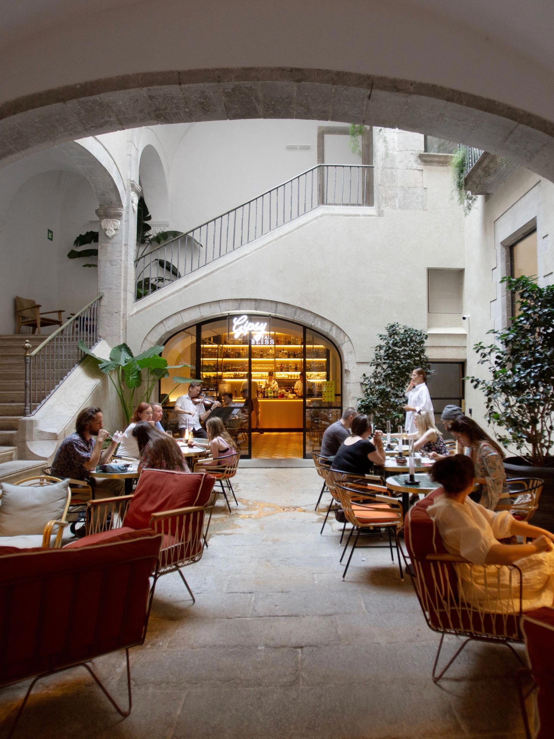 Gipsy bar in Girona