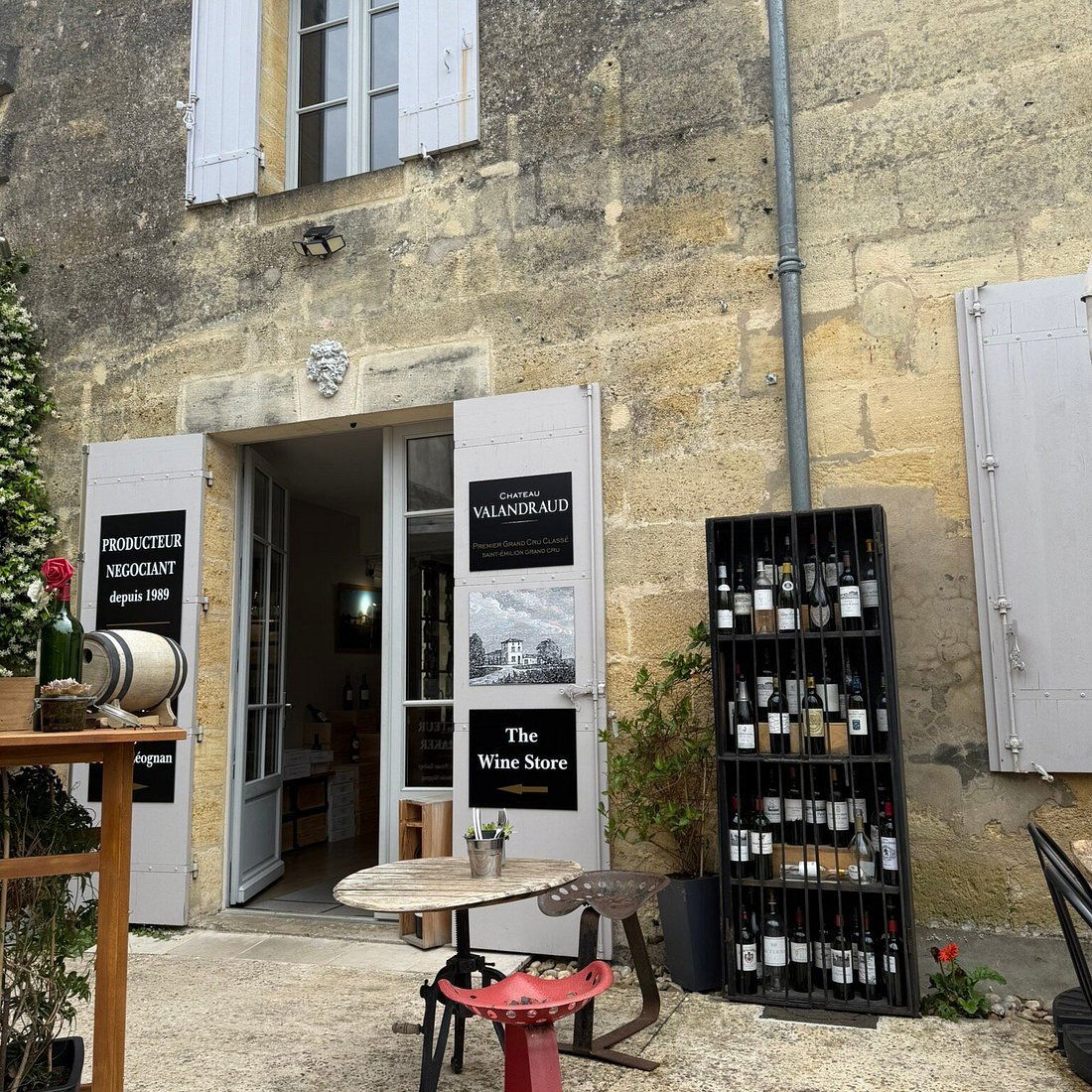 Le Saint-Évremond, Bar in Reugny
