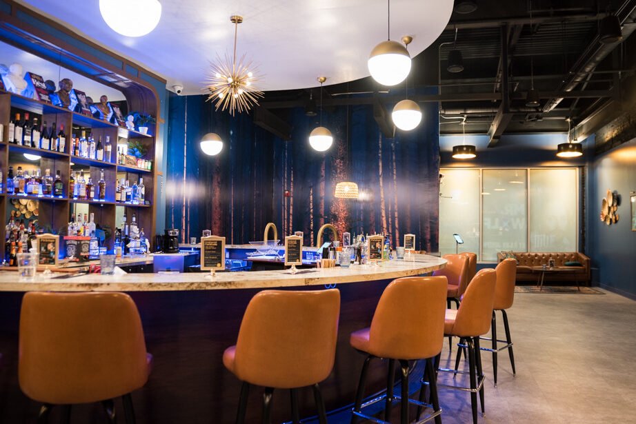 Theater Bar, Bar in Portland