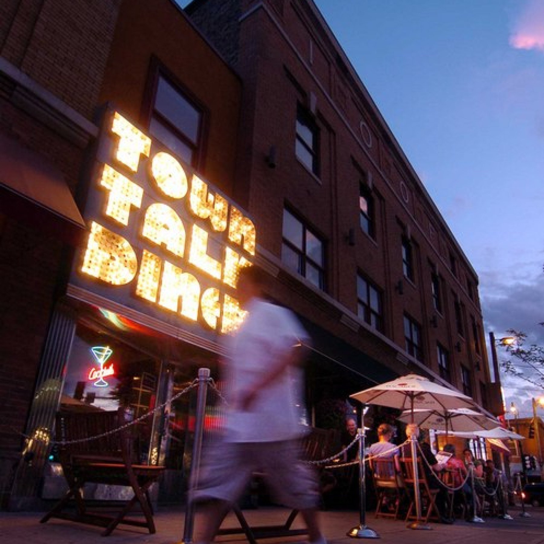 Town Talk Diner, Bar in Minneapolis
