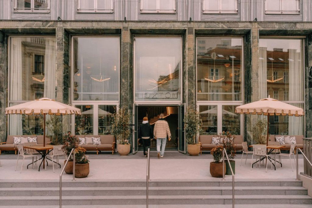 Cuban-inspired Rooftop Bar at The Hoxton, Vienna, Bar in Vienna
