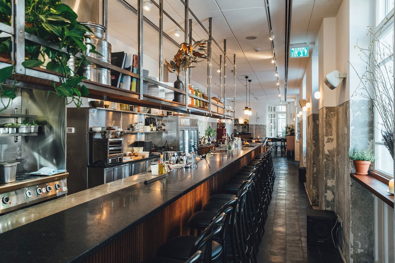 Khaim Menakhem Bassok, Bar in Tel Aviv