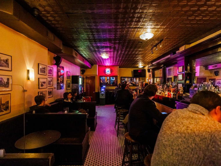 WXOU Bar, New York City, United States