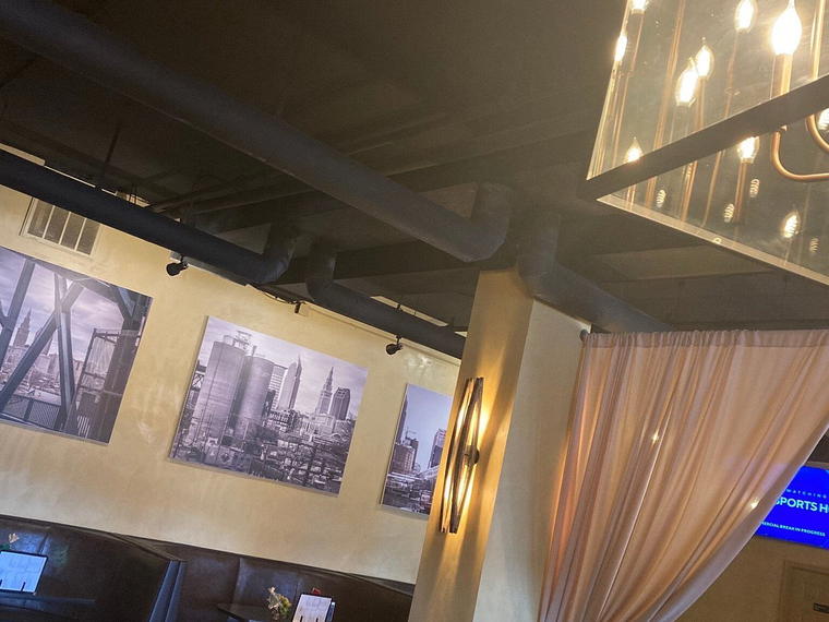 Sainato's at Rivergate, Cleveland, United States