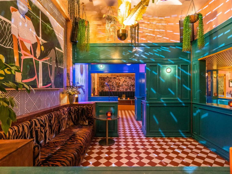 Honey's at Star Love, Los Angeles, United States