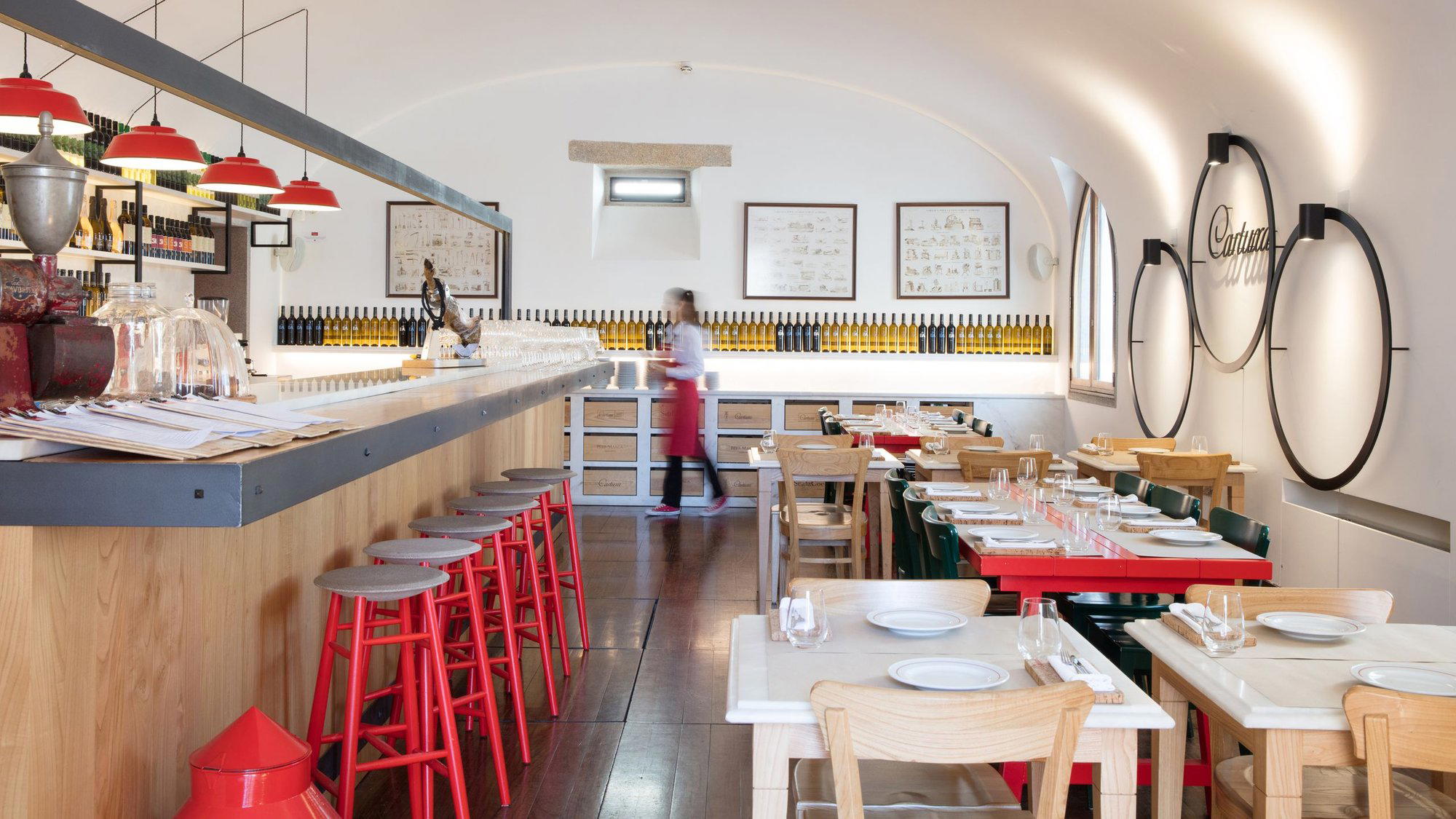 Claustro Bar bar in Évora