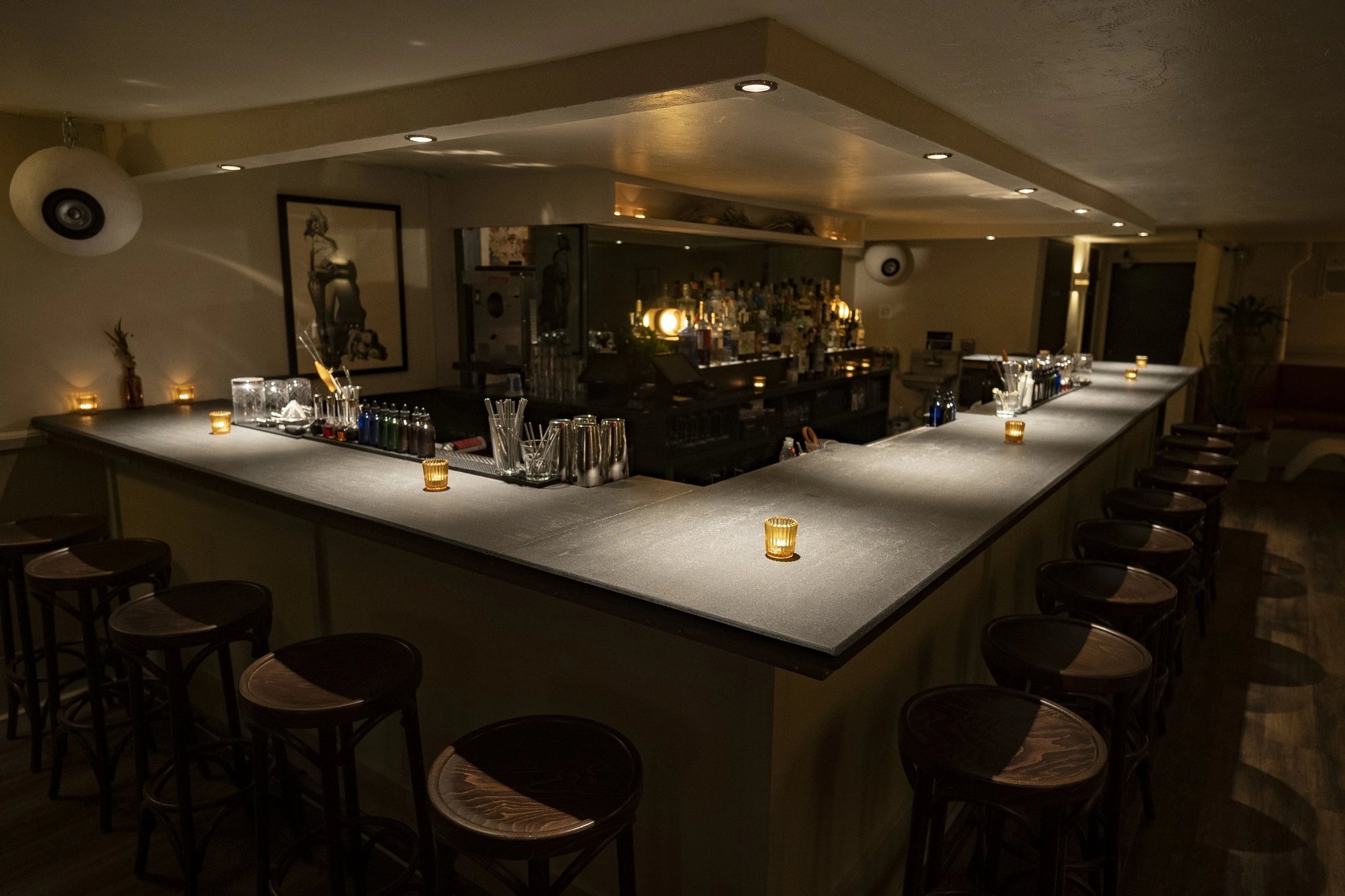 Lullaby, Bar in New York City