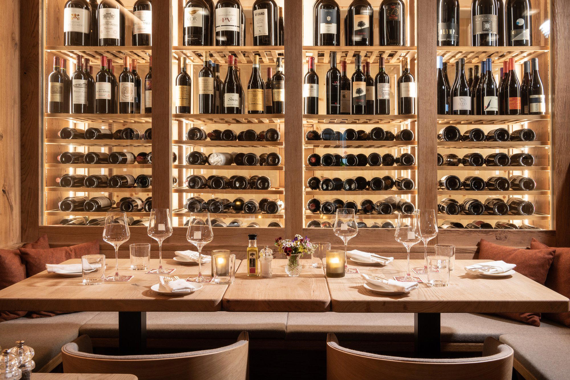 Donatz Wine Bar, Samedan, Switzerland