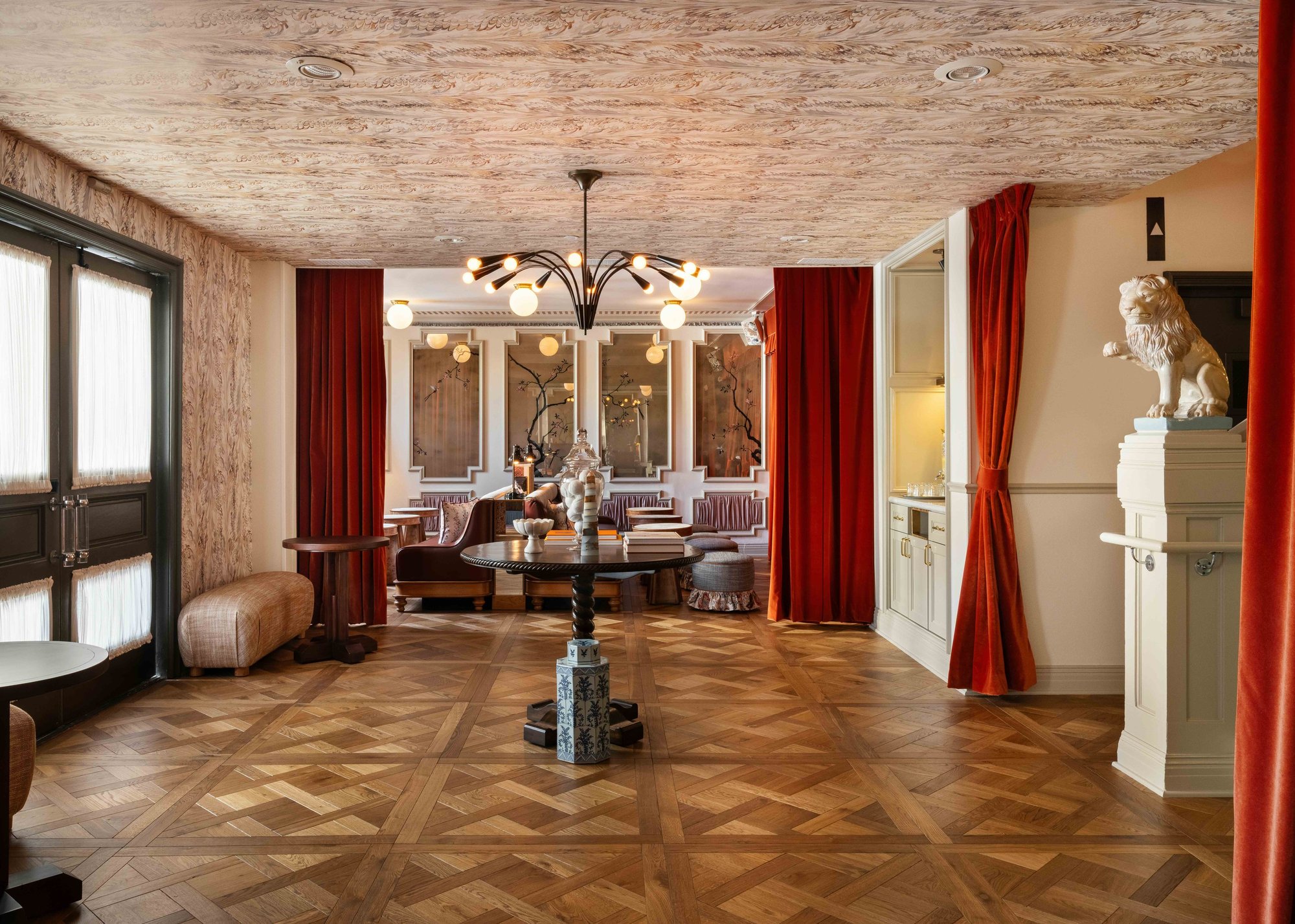 The Hôtel Lili lobby bar